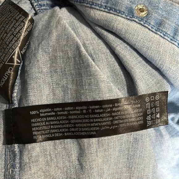 Zara Denim Light Whitewashed Dull Fade Soft Denim Snap Elastic Waist Shirt Dress - Picture 9 of 11